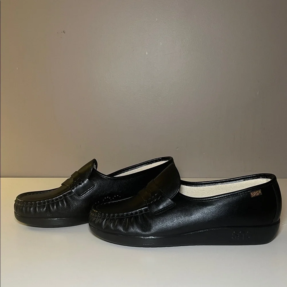 SAS (San Antonio Shoemakers) Classic Timeless Black Leather Loafer New 9WW